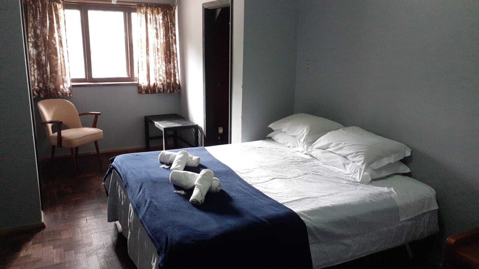 Wifi gratis y ropa de cama 