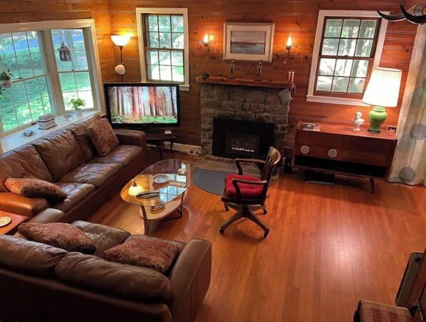 Téléviseur connecté, foyer