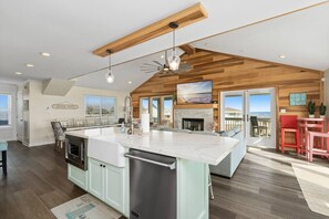 Interior - *Beachfront Designer's Dream | Pirates Beach* (Galveston)