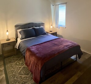 2 Schlafzimmer, Bügeleisen/Bügelbrett, kostenloses WLAN, Bettwäsche