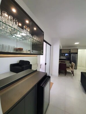 Living area - Ap. Palmas Golden: Piscina, Praia e Brinquedoteca (Governador Celso Ramos)