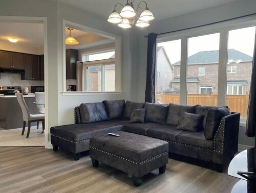 Cheerful home /Brantford college