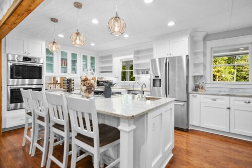 Private & Secluded 5-Acre Gated Estate w/ Pool + Expansive Entertaining Space