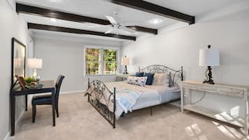 7 habitaciones, escritorio, tabla de planchar con plancha y wifi gratis