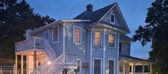 Getaway! Close to beach, outlet shopping & golf!