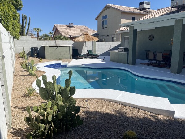 Outdoor pool, a heated pool