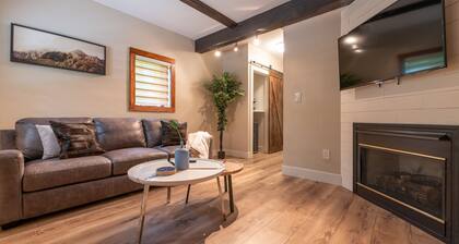 Chimney Hill - 01) First-Floor Suite 1