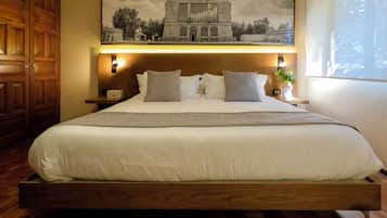 Exclusive House | Egyptian cotton sheets, premium bedding, down comforters