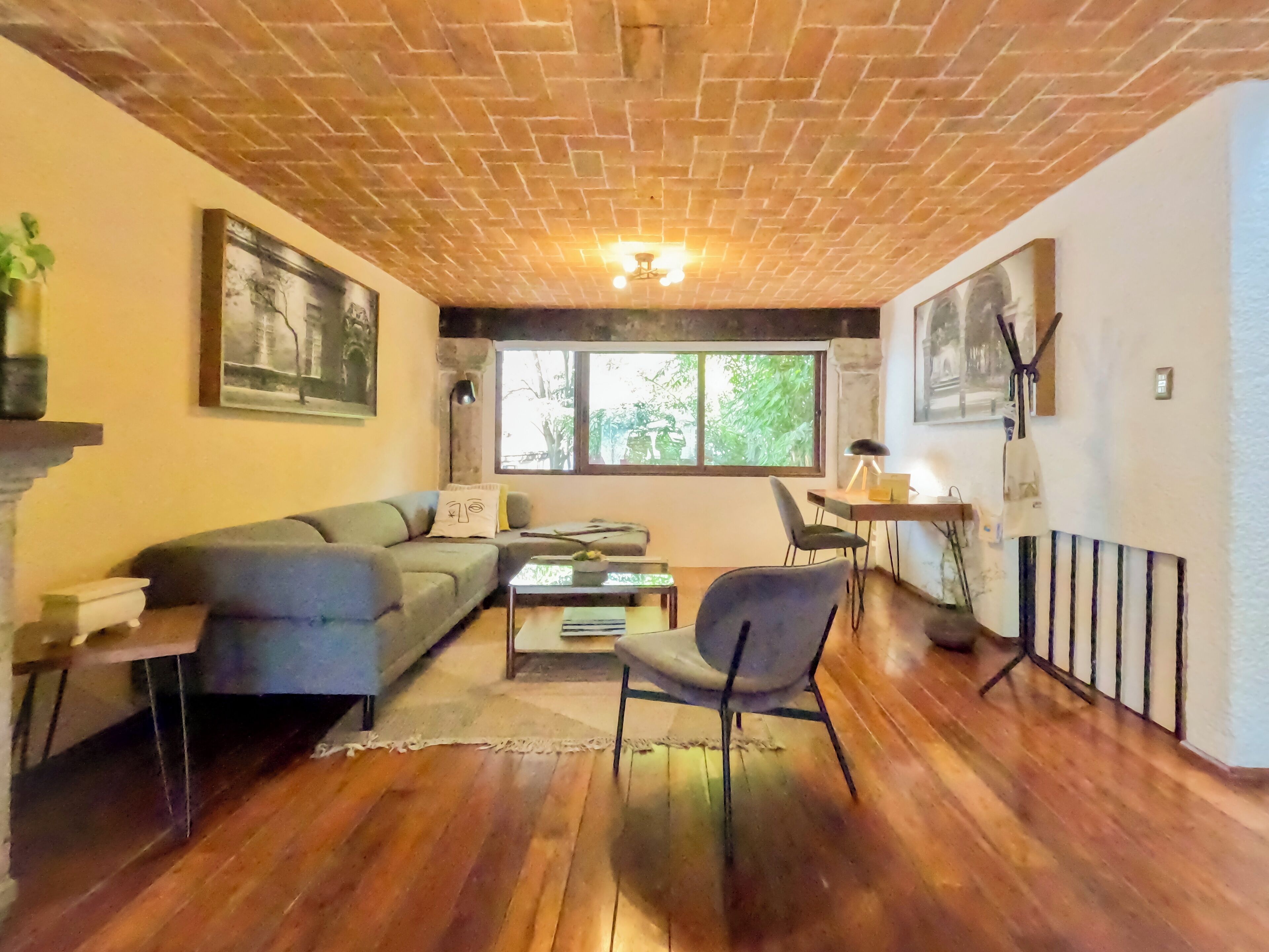 Exclusive House | Living area | 55-inch LED TV with digital channels, TV, smart speakers