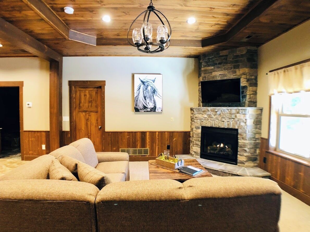 TV, fireplace, DVD player