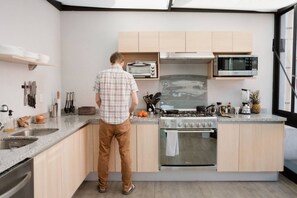Fridge, microwave, coffee/tea maker, toaster