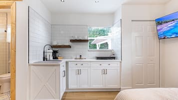 1 chambre, bureau, fer et planche Ă repasser, Wi-Fi gratuit