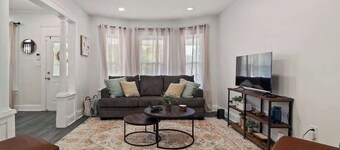 Game Room! 7 Min To Downtown CLE!