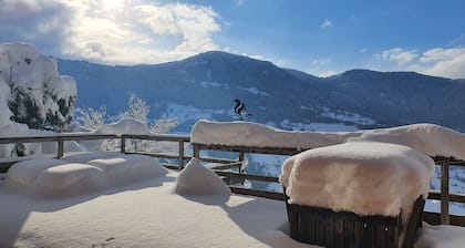 Alpine chalet 10 km from La Clusaz and Le Grand Bornand