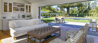 Contemporary, 4 bed home with guest house and pool