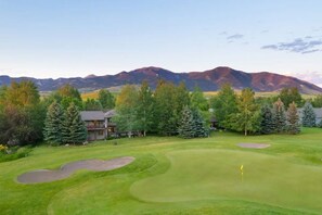Golf - Upscale 2BR Suite in Bozeman Big Sky Country, Pet & Kid Friendly, 5 Mins to Town (Bozeman)