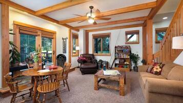 智能电视、书、电脑显示器、打印机