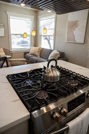 Interior - Front Building 1-4 - B Ave Bungalows · Four 1/1 Units, 5-10 Min Walk to Coronado Beach! (Coronado)