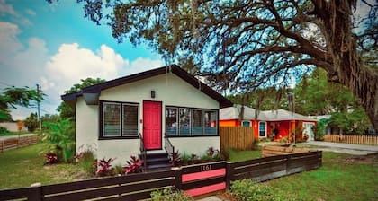 Clearwater Cottage - 2 BR / 1 Bath