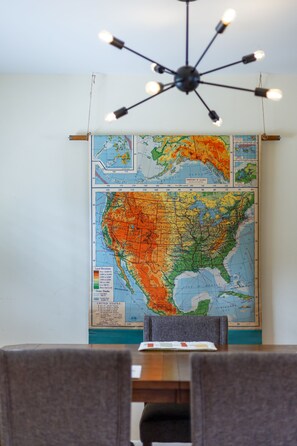 Interior - Spacious Home Near Downtown – Perfect for Groups (Chattanooga)