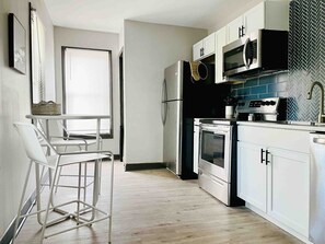 Private kitchen - Suite Home Indiana #4| 1Queen Bed 1 BA Near Haynies Corner (Evansville)