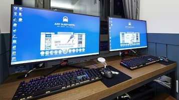 VIP | Individually decorated, individually furnished, free WiFi, bed sheets