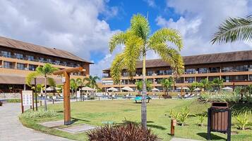 BX02I - 107 - Cavalo Marinho 324587849 FLAT 107 CM FRENTE PISCINA | Parco della struttura