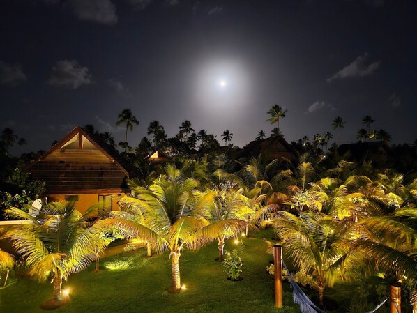 BX03I - 201 - Estrela do Mar 324587850 FLAT 201 EM FRENTE PISCINA | Property grounds