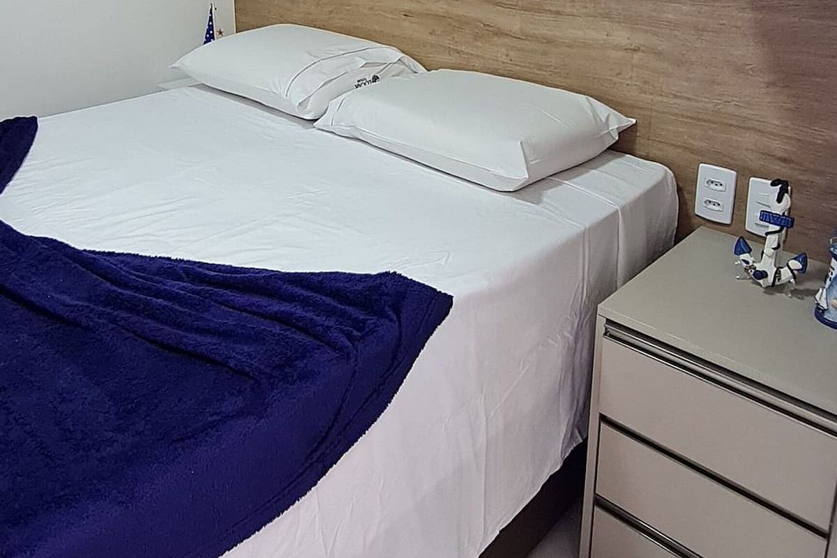 KR02H - 206 - Cavalo Marinho 324587834 FLAT 206 CM FRENTE PISCINA | 2 bedrooms, Egyptian cotton sheets, premium bedding, desk