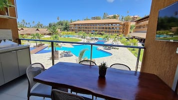 ET04H - 104 - Estela do mar 324587808 FLAT 104 EM FRENTE PISCINA | Restaurante al aire libre