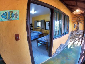 Senior Room, Garden View | Hypo-allergenic bedding, free WiFi