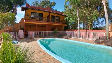 Outdoor pool, sun loungers