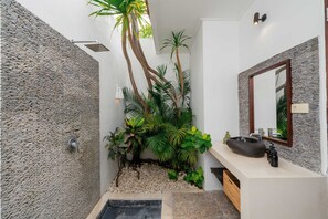 Basic Villa, 2 Queen Beds | Bathroom | Shower, hair dryer, towels, soap