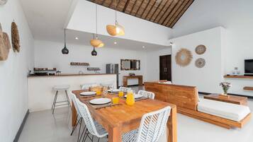 Vila Basic, 2 Tempat Tidur Queen | Dapur pribadi | Lemari es, microwave, kompor, dan mesin pembuat kopi/teh