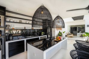 Basic-Villa, Mehrere Betten | Eigene Küche | Kühlschrank, Mikrowelle, Herdplatte, Toaster