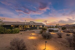 المنشأة من الخارج