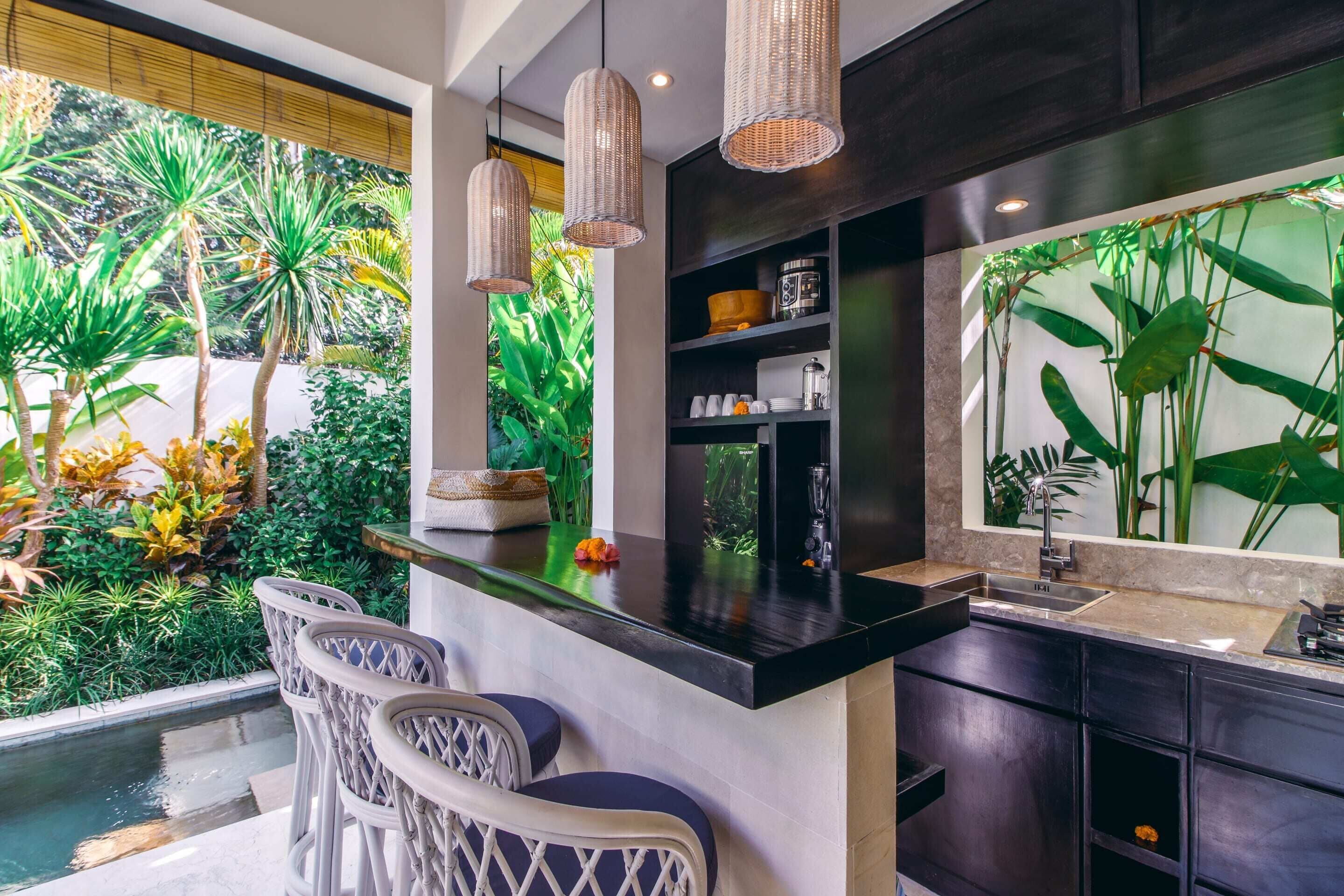 Basic Villa, 1 King Bed | Private kitchen | Fridge, microwave, stovetop, coffee/tea maker