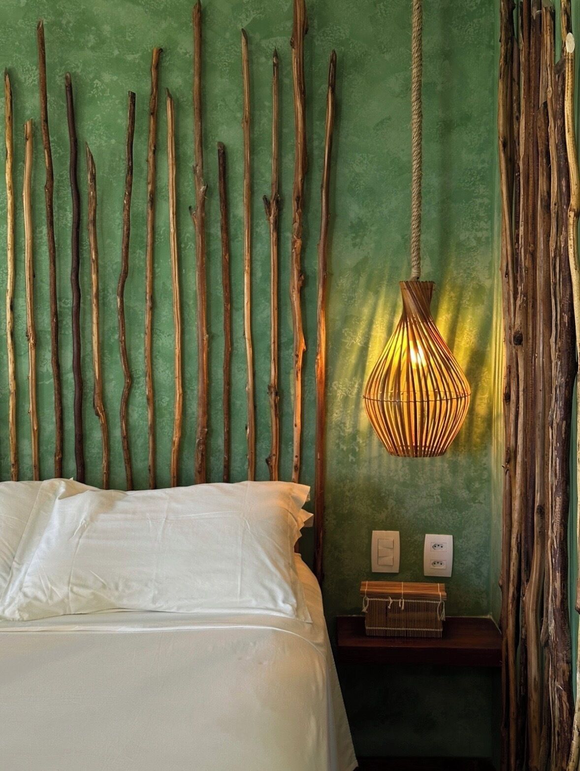 Luxury Room | Minibar, in-room safe, desk, laptop workspace