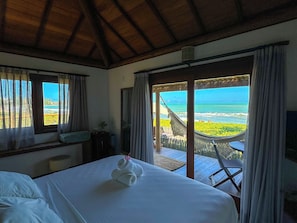 Cabana lua de mel | Frigobar, cofres nos quartos, escrivaninha