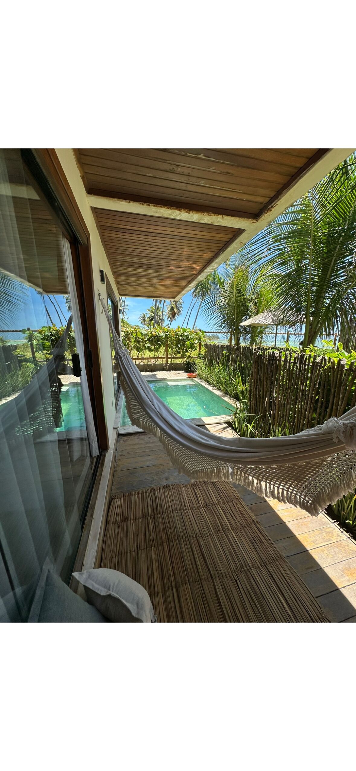Quarto superluxo | Frigobar, cofres nos quartos, escrivaninha