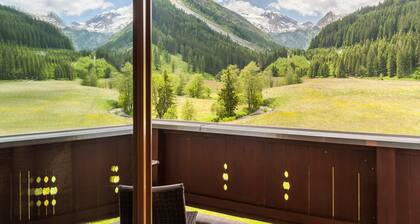 Apartment 'Haus Marchegg - Edelweiß' with Mountain View