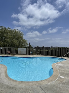 Pool - 2 Bed, 2.5 Bath Lake Murray Townhouse Loaded With Amenities! (La Mesa)