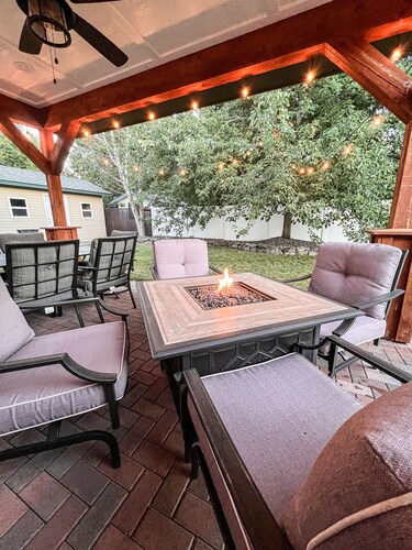 Spacious Home in Quiet Neighborhood with Large Patio!