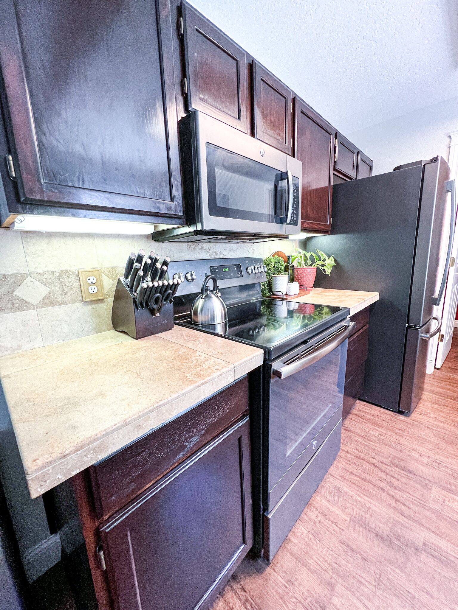 Refrigerador y utensilios de cocina 