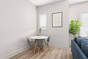 Nicht klassifiziertes Bild, 3 von 49, Schaltfläche