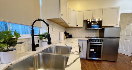 Lovely 3 Bedroom Shotgun Home - 15 Minutes to French Quarter