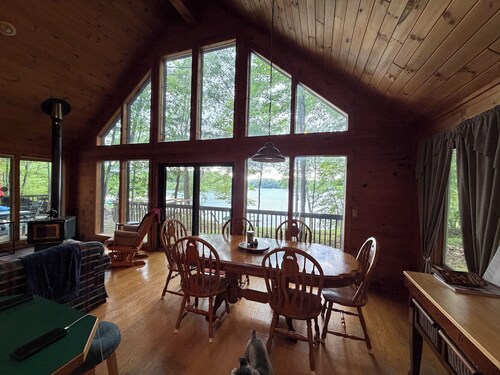 Northwoods cabin with private dock