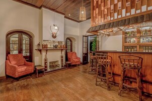 Bar (en el alojamiento)