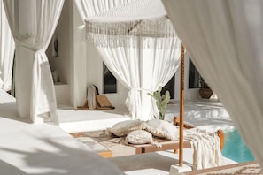 Sun deck