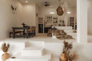 Βίλα, 3 Υπνοδωμάτια | Τραπεζαρία